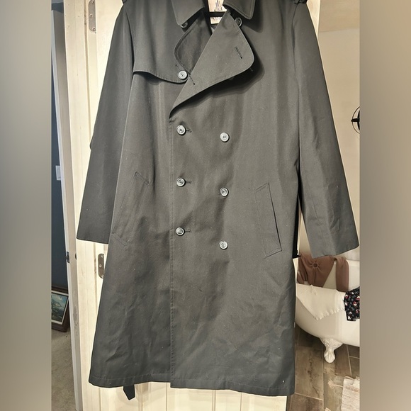 MISTY HARBOR VINTAGE BLACK TRENCH OVER COAT COLD WEATHER ZIP LINING - Picture 3 of 10
